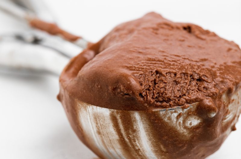 Vegan No-Churn Chocolate Ice Cream (refined sugar-free)