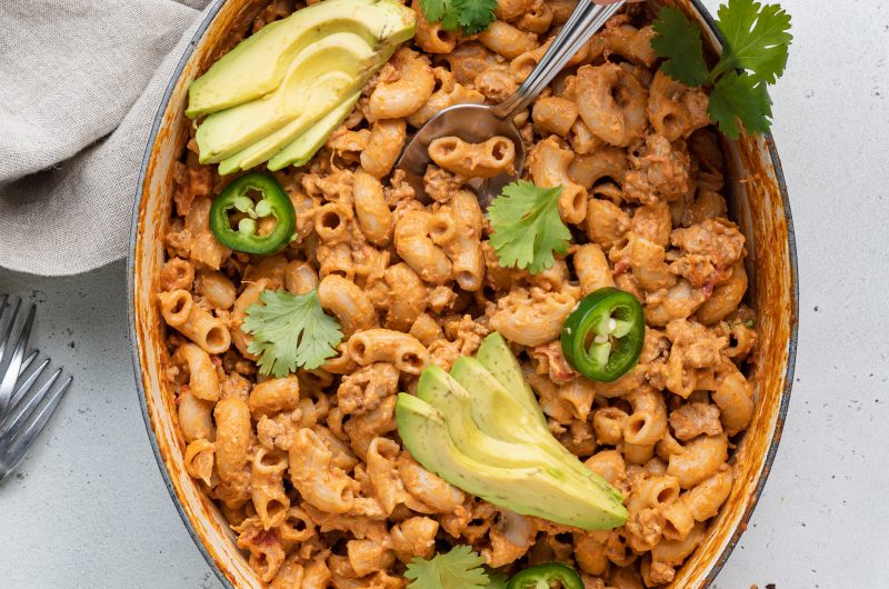Easy & Creamy Taco Pasta
